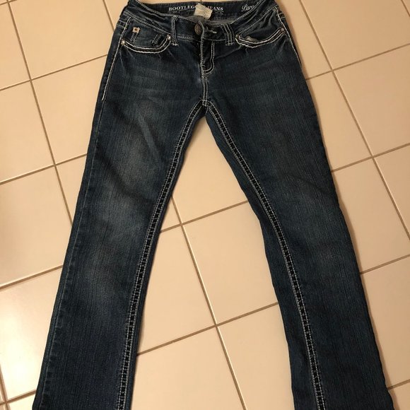 Jeans - Picture 1 of 7